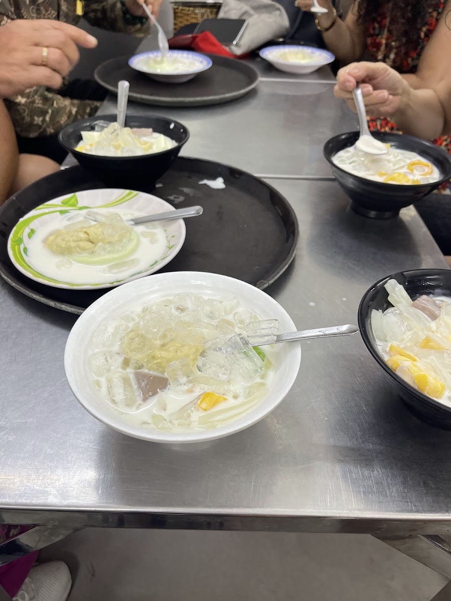 Chè Liên Đà Nẵng-6